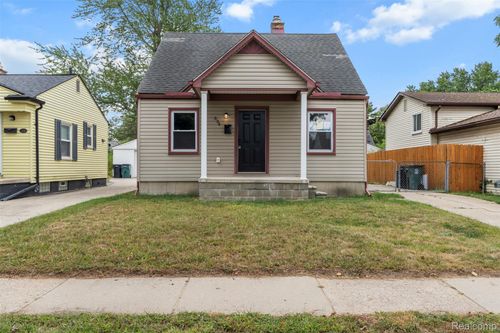 334 Marlin Ave, Royal Oak, MI, 48067-1324 | Card Image