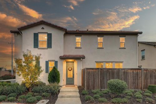 8900 Sheldon Terrace Ln, Elk Grove, CA, 95758-1290 | Card Image