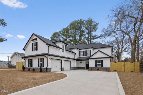 125 Crawford Wright Rd, Raeford, NC, 28376-8965 | Card Image