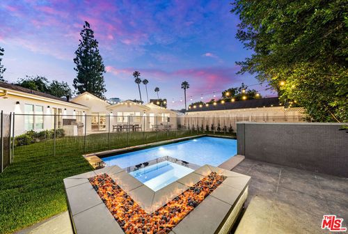 530 S Bentley Ave, LOS ANGELES, CA, 90049-3501 | Card Image