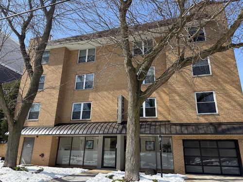 112-2121 N Cambridge Avenue, Milwaukee, WI, 53202 | Card Image