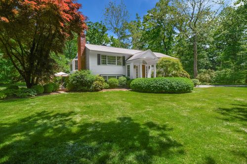 26 Silver Ridge Rd, New Canaan, CT, 06840-5213 | Card Image