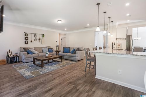 564 Bridlewood Cir, Morris, AL, 35116-1032 | Card Image