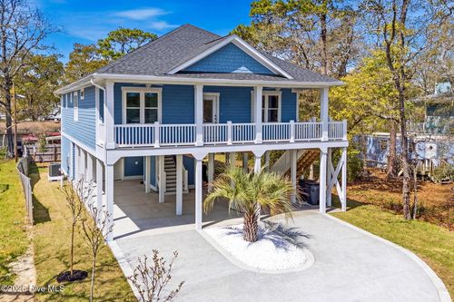 251 Ne 66th St, Oak Island, NC, 28465-4632 | Card Image