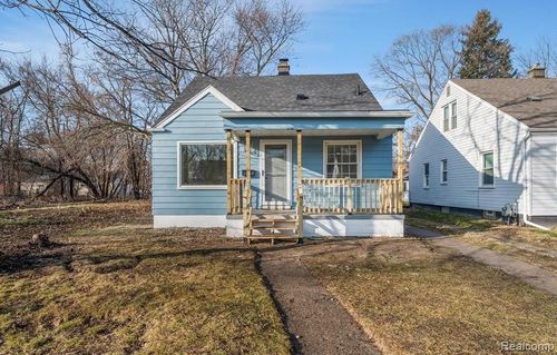 19711 Chapel St, Detroit, MI, 48219-1907 | Card Image