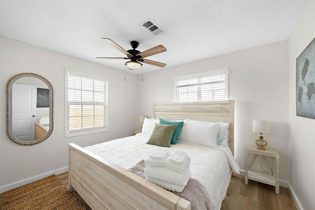 104 Marlin Ln, House other with 4 bedrooms, 2 bathrooms and null parking in Freeport TX | Image 22