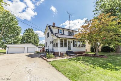 4044 Addison Avenue Ne, House other with 2 bedrooms, 2 bathrooms and null parking in Louisville OH | Image 3