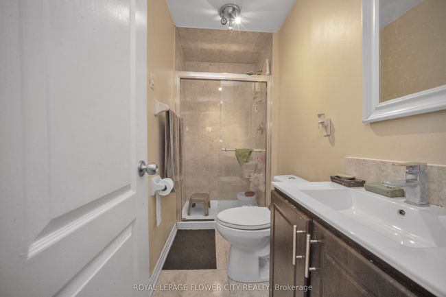 33 Fiddleneck Cres, House other with 4 bedrooms, 4 bathrooms and 4 parking in Brampton ON | Image 33