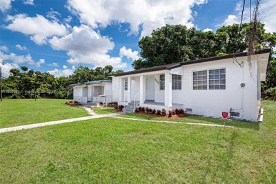 3352 Nw 53rd St, House other with 3 bedrooms, 2 bathrooms and null parking in Miami FL | Image 3