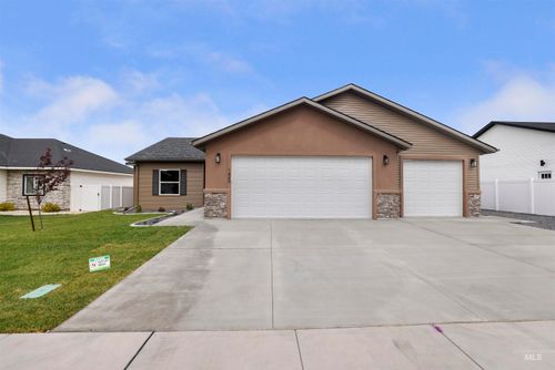 1449 Golden Pheasant Dr, Twin Falls, ID, 83301-6059 | Card Image