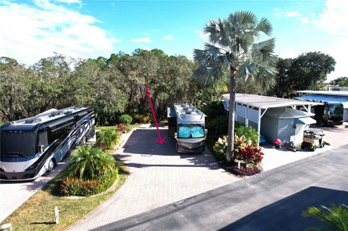 2457 St George Dr, DAVENPORT, FL, 33837-1531 | Card Image