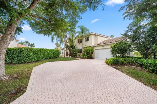 2104 Country Golf Dr, Wellington, FL, 33414-8336 | Card Image