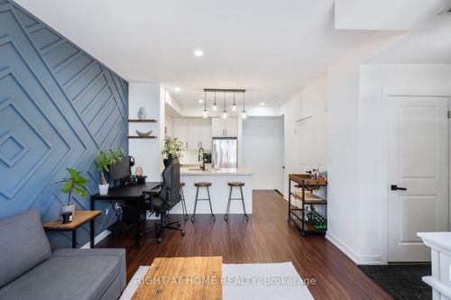 117-2320 Gerrard St E, Toronto, ON, M4E2E1 | Card Image