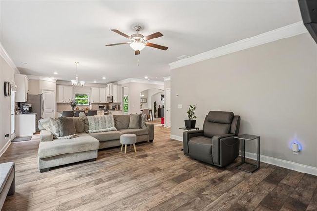5662 Valley Loop, House other with 4 bedrooms, 3 bathrooms and null parking in Fairburn GA | Image 19