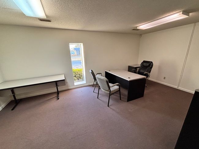 STE-2 - 802 N Barack Obama Blvd, Home with 0 bedrooms, 2 bathrooms and 7 parking in Valdosta GA | Image 6
