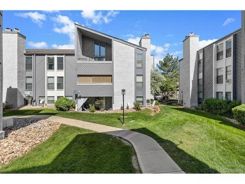 e1-9867 E Peakview Ave, Englewood, CO, 80111-5522 | Card Image