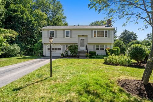 27 Nick Ln, Maynard, MA, 01754-1041 | Card Image