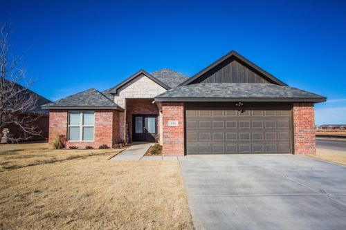 816 N 4th St, Wolfforth, TX, 79382-2111 | Card Image