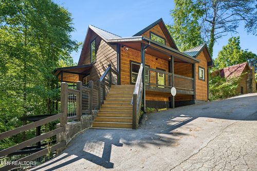 233 Cherokee Path Way, Sevierville, TN, 37876 | Card Image