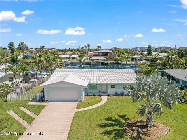 161 Bahama Blvd, House other with 3 bedrooms, 3 bathrooms and null parking in Cocoa Beach FL | Image 30