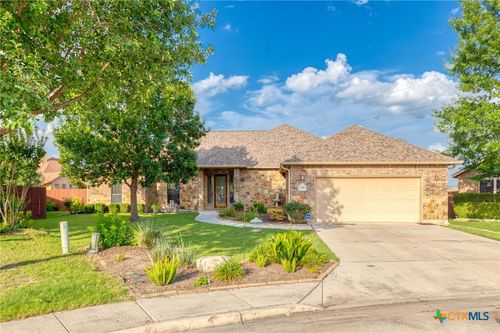 2299 Sun Chase Blvd, New Braunfels, TX, 78130-3320 | Card Image