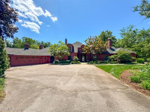 25733 River Dr, Franklin, MI, 48025-1944 | Card Image