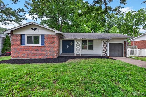 2195 Somerset Drive, Florissant, MO, 63033 | Card Image
