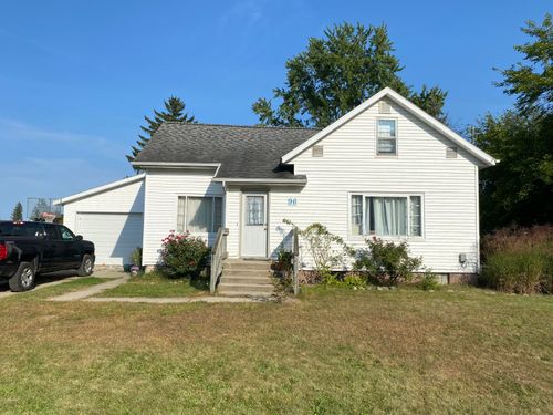 96 Harold St, Grant, MI, 49327-9673 | Card Image