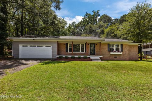 89 S Lakeshore Dr, Whispering Pines, NC, 28327-9303 | Card Image