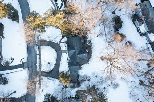 15 Squirrel Run, Morristown, NJ, 07960-6411 | Card Image