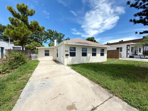 815 Bayberry Dr, Lake Park, FL, 33403-3141 | Card Image