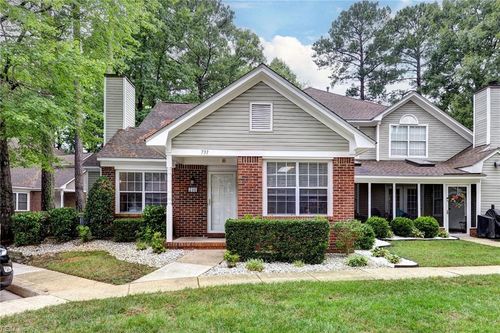 731 Mashie Ct, Newport News, VA, 23602-9694 | Card Image