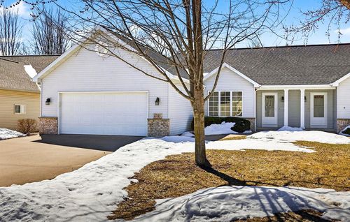 4745 Westbrook Court, GRAND CHUTE, WI, 54913 | Card Image