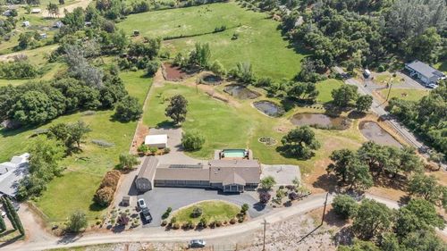 11147 Township Rd, Browns Valley, CA, 95918-9621 | Card Image