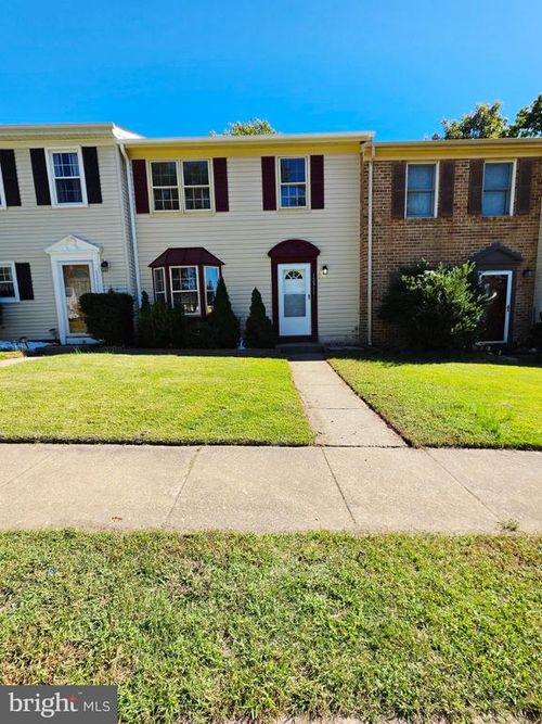 12311 Woodlawn Ct, WOODBRIDGE, VA, 22192-1920 | Card Image