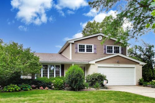 2620 N Phelps Avenue, Arlington Heights, IL, 60004 | Card Image