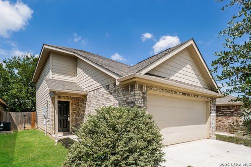 10327 Clearwater Way, San Antonio, TX, 78223-3726 | Card Image