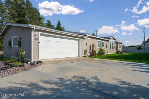 1302 Bounty, Hayden, ID, 83835 | Card Image