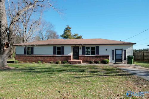 6206 Angus Cir Nw, Huntsville, AL, 35810-1302 | Card Image