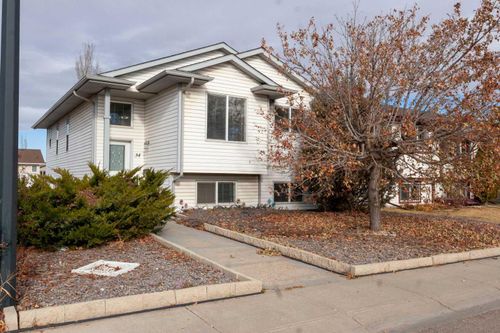 34 Kirkland Close, Red Deer, AB, T4P4A3 | Card Image
