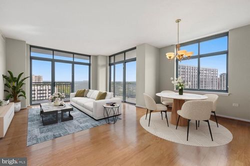 910-11700 Old Georgetown Rd, ROCKVILLE, MD, 20852-8610 | Card Image