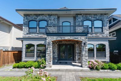 7100 No. 2 Rd, House other with 8 bedrooms, 5 bathrooms and 2 parking in Richmond BC | Image 1