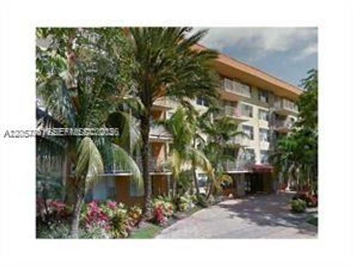 102-1800 Sans Souci Blvd, North Miami, FL, 33181-3031 | Card Image