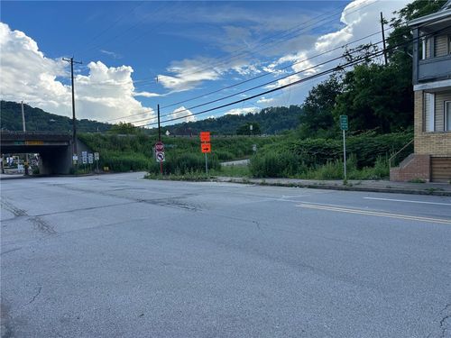 315 Patton St, Wilmerding, PA, 15148-1029 | Card Image