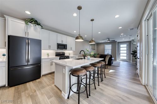 148 Kimberlite Dr, Henderson, NV, 89011-3798 | Card Image