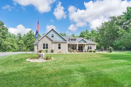 3012 Thorndike St, Palmer, MA, 01069-1132 | Card Image