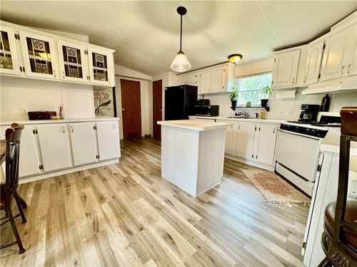 39942 W 379th St, Lane, KS, 66042-4169 | Card Image