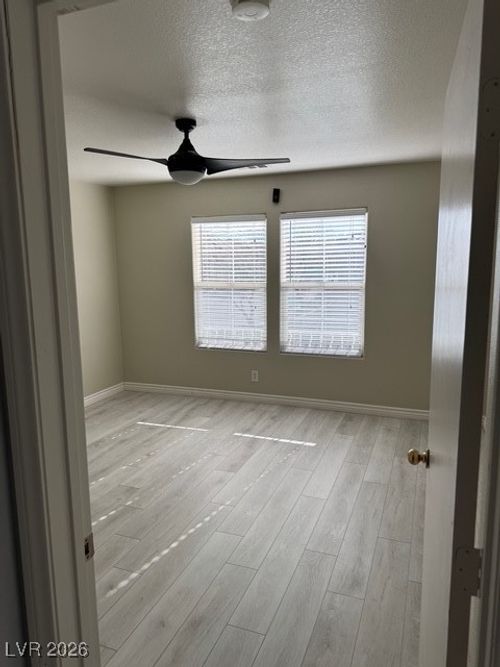 9122 Champney Ave, Las Vegas, NV, 89148-2608 | Card Image