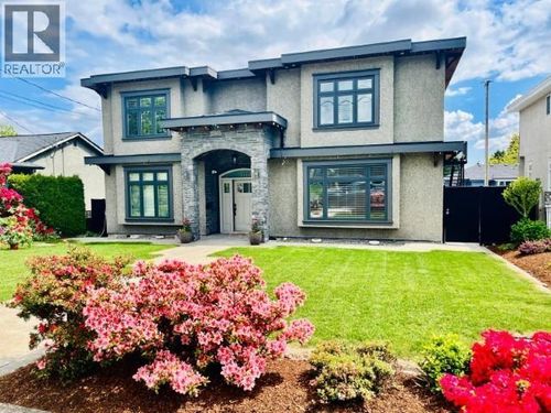 7776 14th Ave, Burnaby, BC, V3N2A9 | Card Image