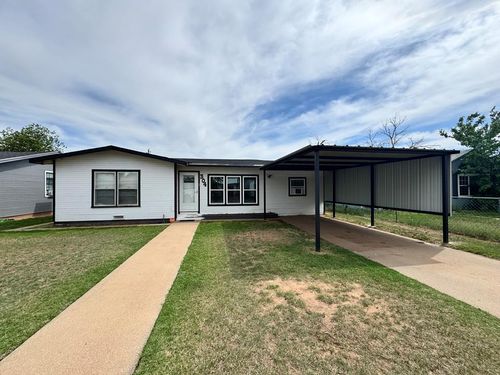 304 34th St, Snyder, TX, 79549-5014 | Card Image